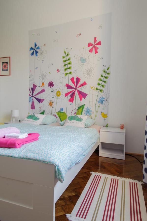 Cozy River View Apartment 卡尔洛瓦茨 外观 照片