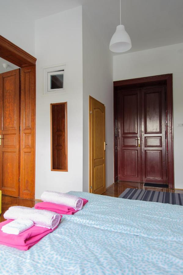 Cozy River View Apartment 卡尔洛瓦茨 外观 照片