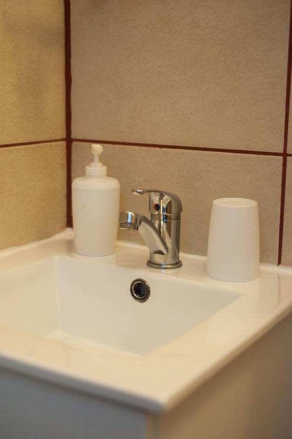 Cozy River View Apartment 卡尔洛瓦茨 外观 照片